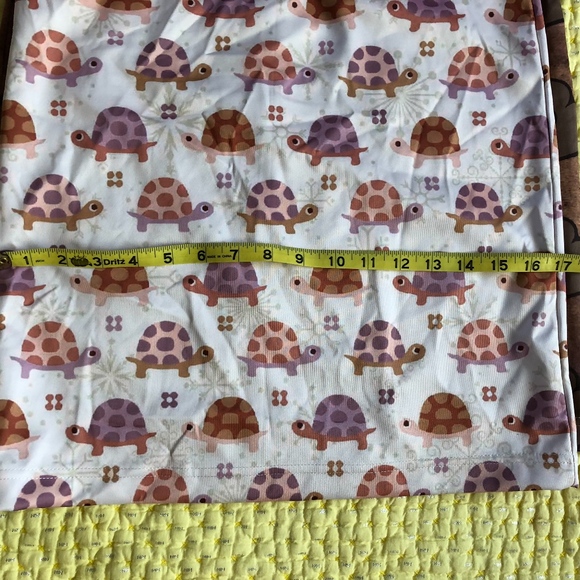 Set of two fun printed bodycon scuba skirts - Picture 6 of 8